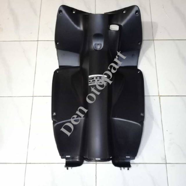 Cover inner kontak legsil kontak vario 110 lama karbu original AHM