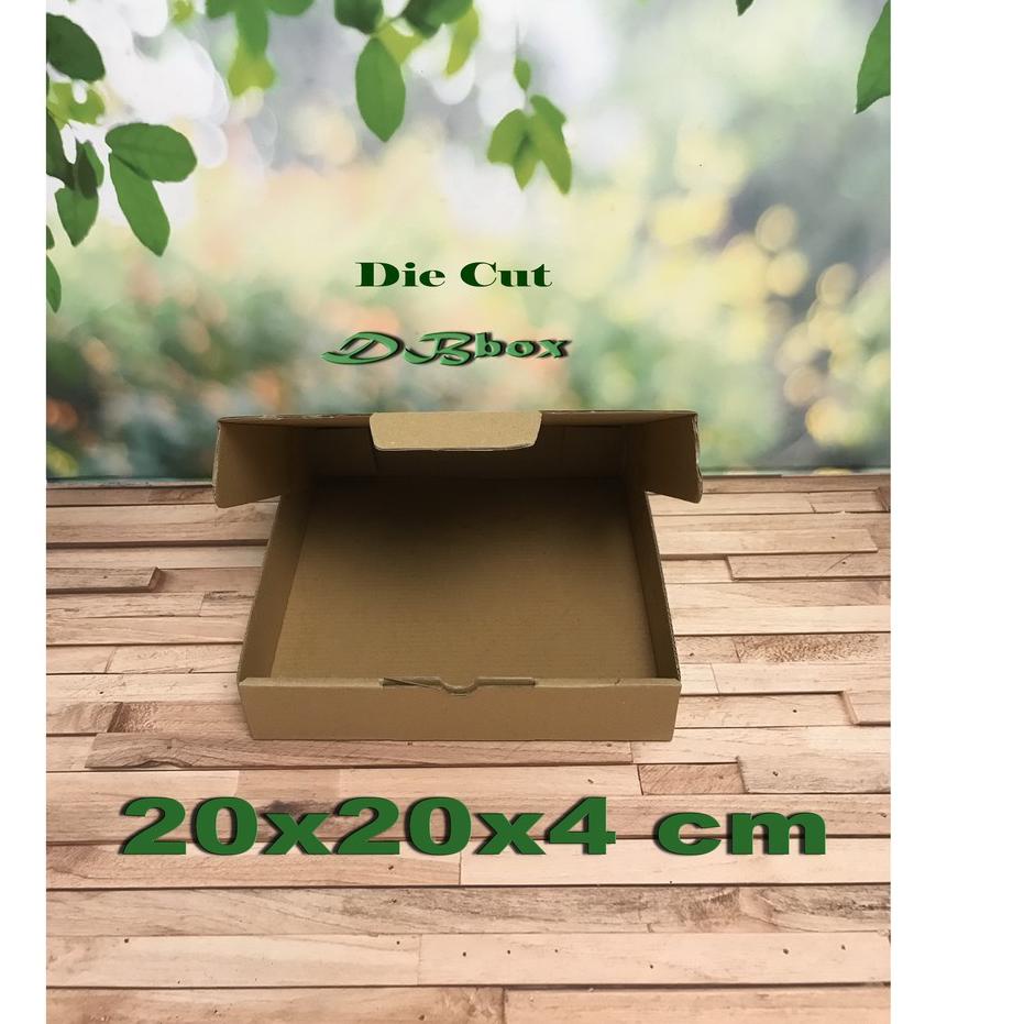 

바 10 Pcs Kardus uk. 20x20x4 cmDie Cut untuk kotak Aksesoris dll, model box pizza