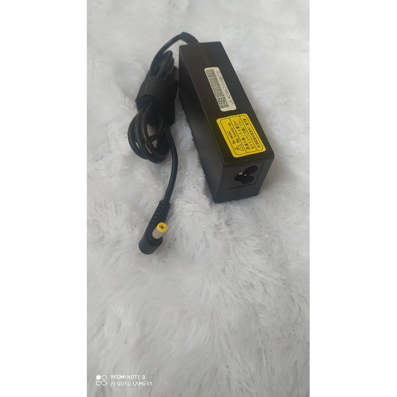 CHARGER LAPTOP ACER,CAS LAPTOP,CHARGER ORIGINAL,ADAPTOR LAPTOP ACER BARU,LAPTOP,CHARGER