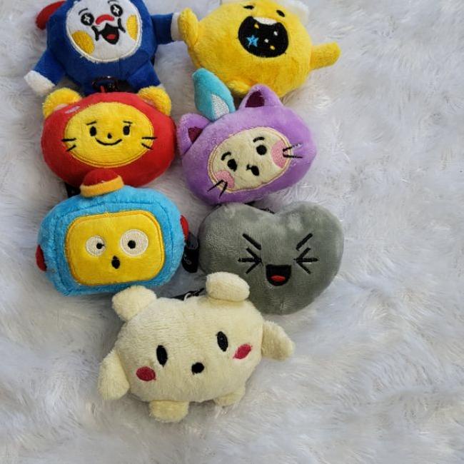 gantungan kunci truz bag charm