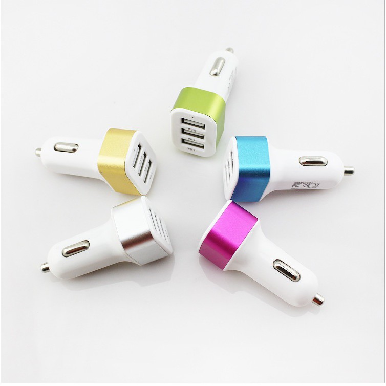 Car Charger 3 Port USB 3.1 A / 3A / 3 A / ChargerMobil Colokan 3 Slot