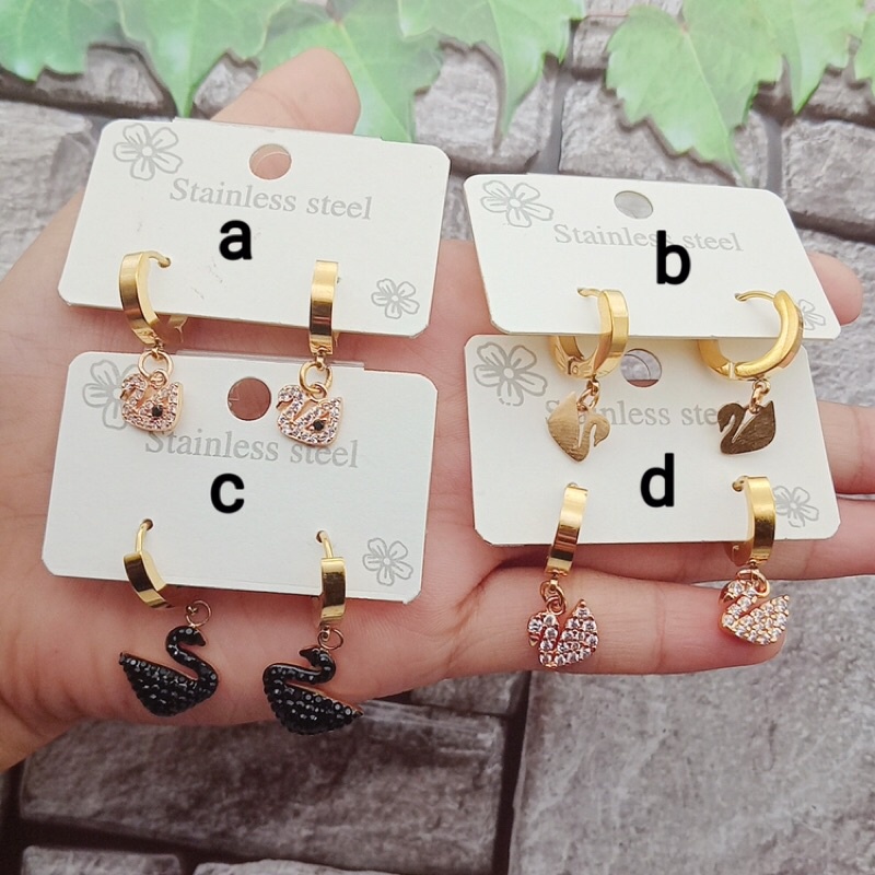 Titanium anting angsa gold awet