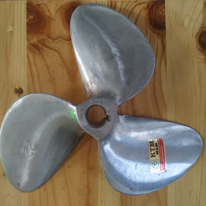 Kipas Kapal / Baling baling Kapal 3 Daun