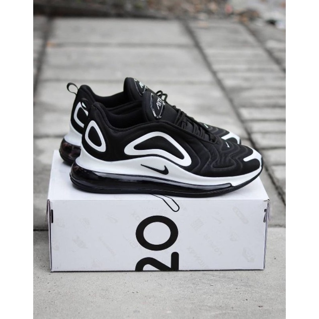 Nike Airmax 720 Black White
