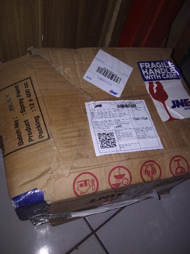 Cat Dasar Meni Kayu Yoko Loodmeni (avian Brand)