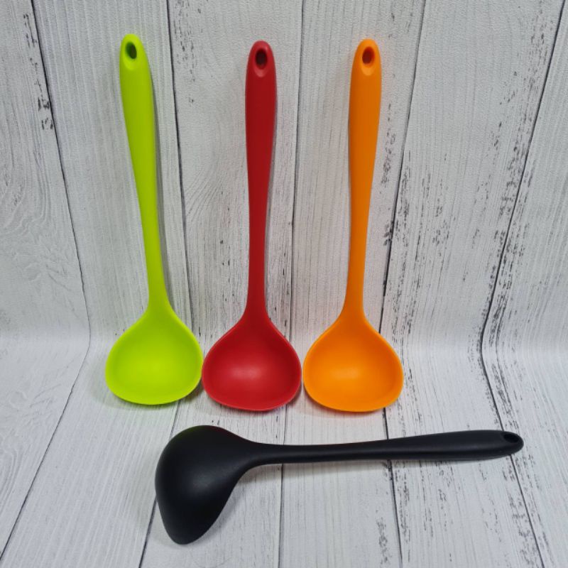 medium silicone cooking ladle  / centong silikon /sendok sayur sop/centong size 29cm