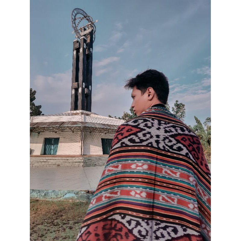 Kain Tenun Motif Khas Dayak Khas Kalimantan Barat Pontianak