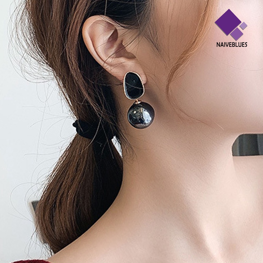 1 Pasang Anting Stud Bentuk Geometris Aksen Mutiara Imitasi Gaya Korea Untuk Wanita