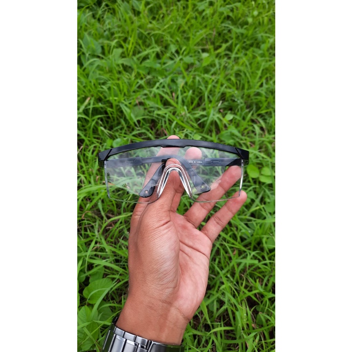 KACAMATA SAFETY BENING TYPE AA625.G /Kacamata Kaca Mata Safety Bening Glass Clear Gerinda/KACAMATA SAVETY GLASSES CLEAR DARK KACAMATA GRINDA BENING KERJA LAS PELINDUNG MATA SAVETY GLASSES