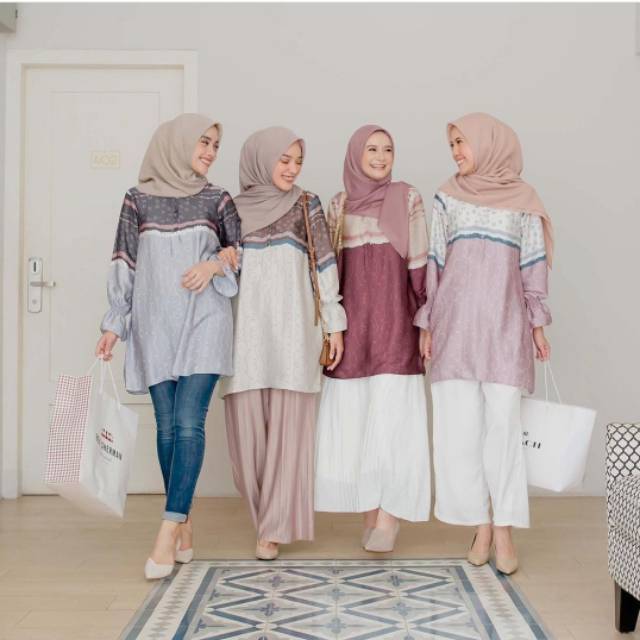 Negri Blouse by Vanilla Hijab