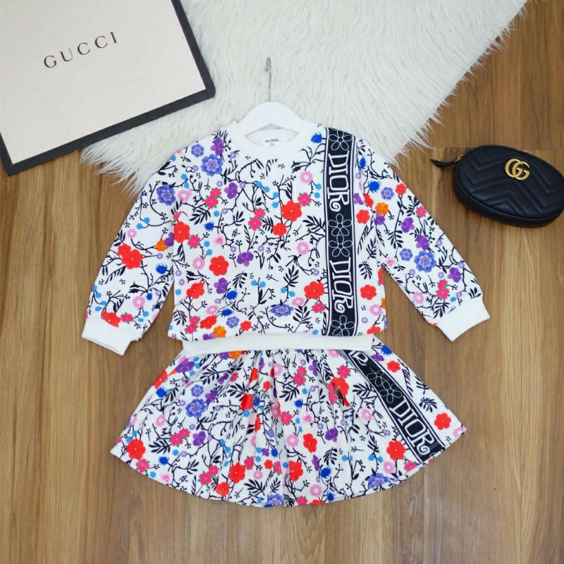 Baju anak setelan rok Dior 4-5th