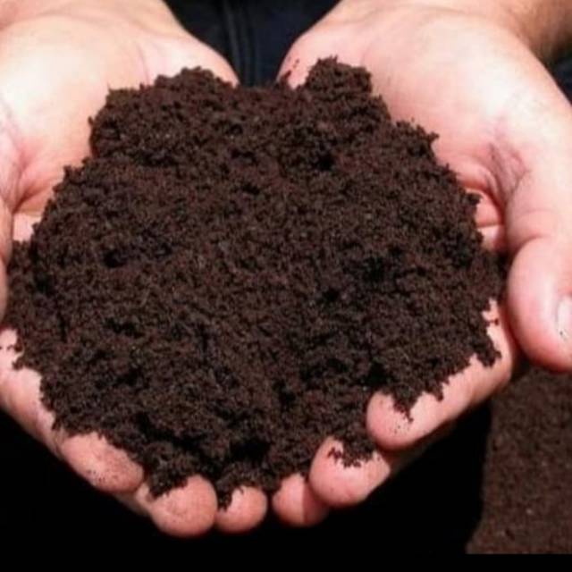 Pupuk Tanaman Hias / Media Tanaman Organik Tanah Subur