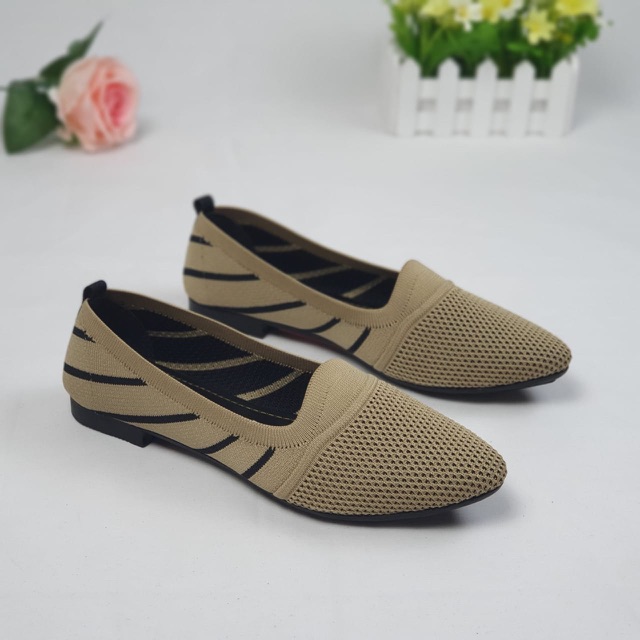 KAYZINEVA Sepatu Flat Rajut Import Wanita CC 01