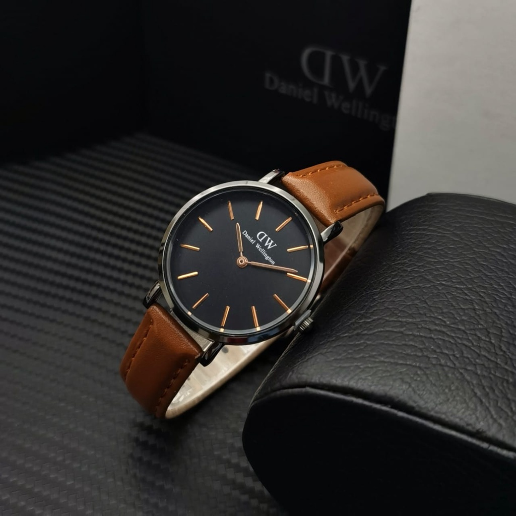 JAM TANGAN WANITA WD KULIT 2 JARUM + BOX - DIAMETER 3,2 CM