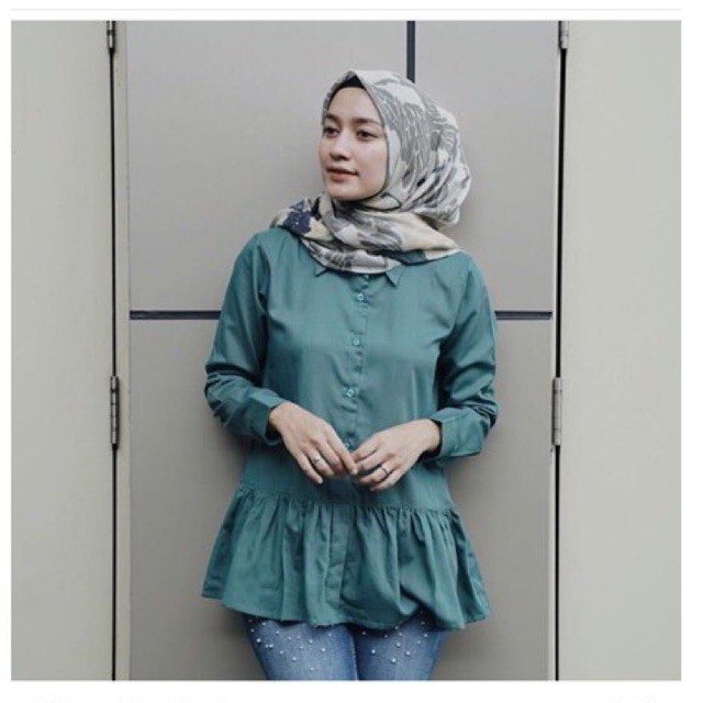 preloved top by gonegani size s