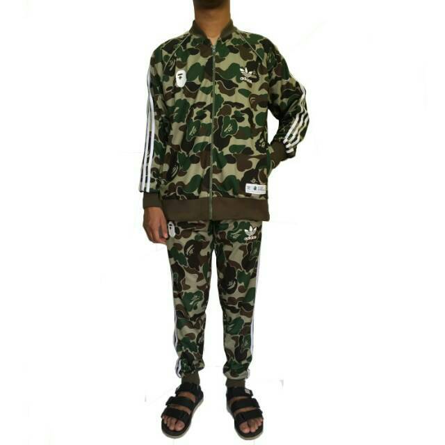 Tracktop abathing ape x adidas camouflage green pattern