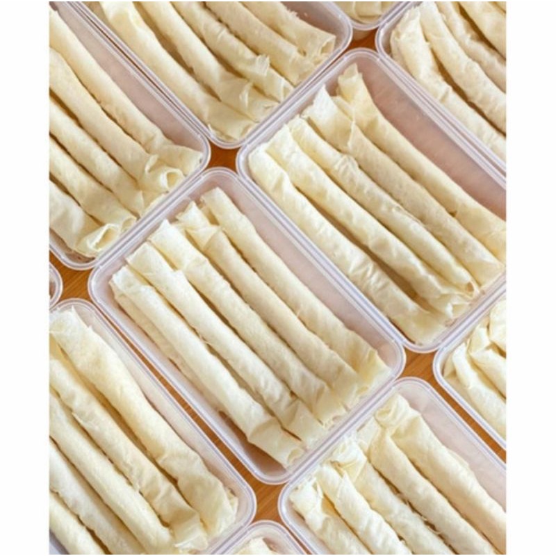 

Cheese Roll & Choco Roll Premium Frozen