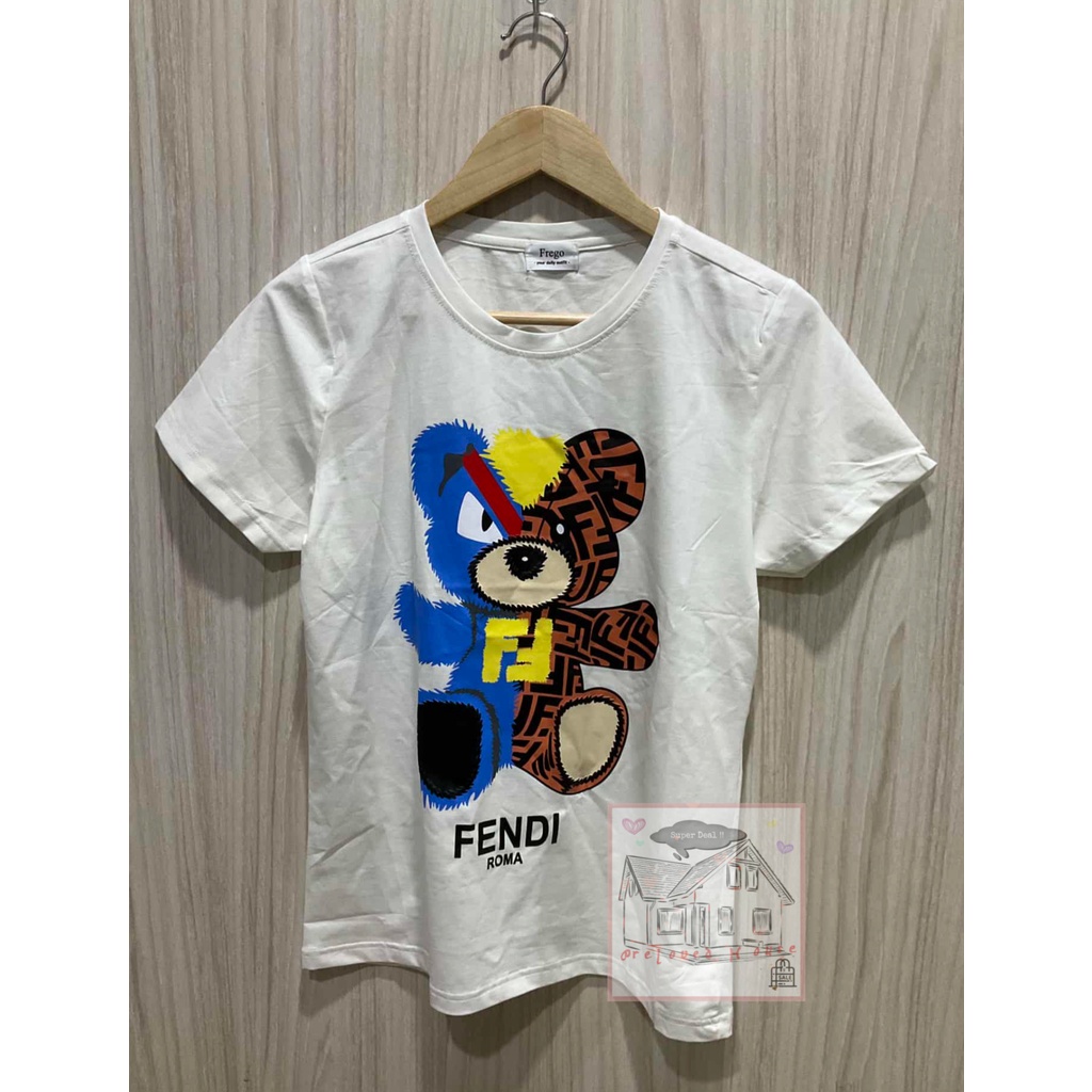 Kaos Premium Boneka Brand Fendi - White/Putih, Fashion Wanita