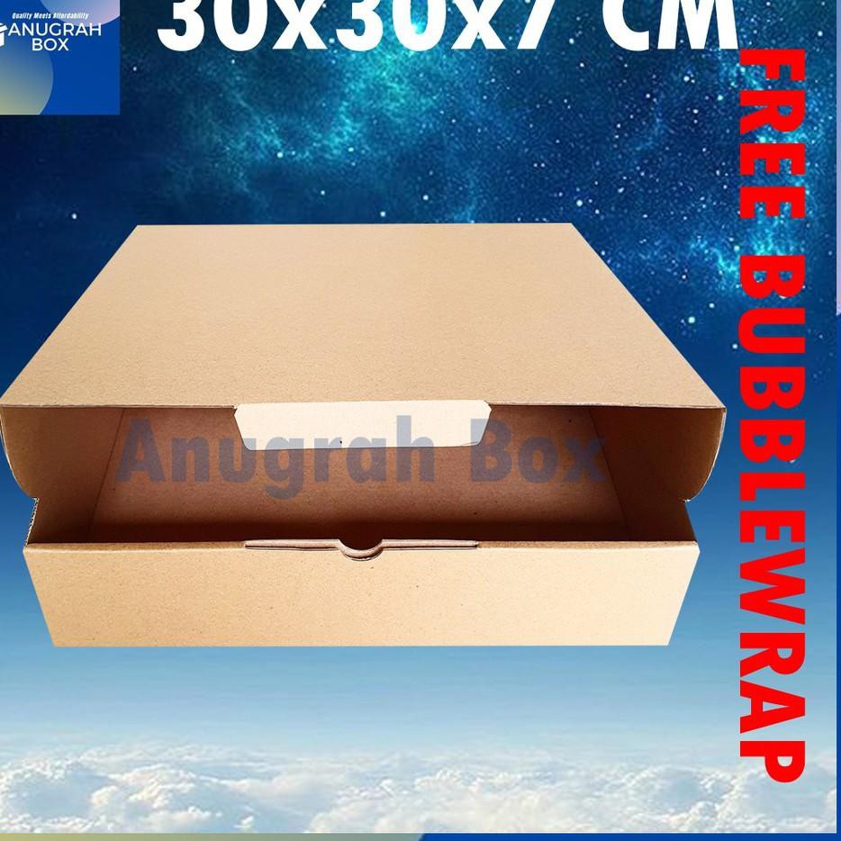 

❄ (10Pcs) Kardus uk. 30x30x7 cm Diecut box packing untuk toples baju kue hampers jeans hoodie dll ➭