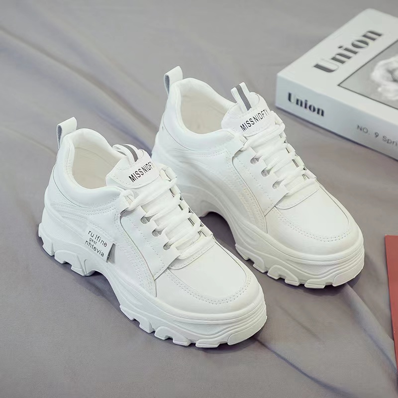 Sepatu Sneakers Wanita Sepatu Premium Quality F40