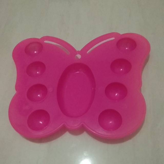 

Palet cat air model kupu2 terbuat dari plastik tebal berkualitas