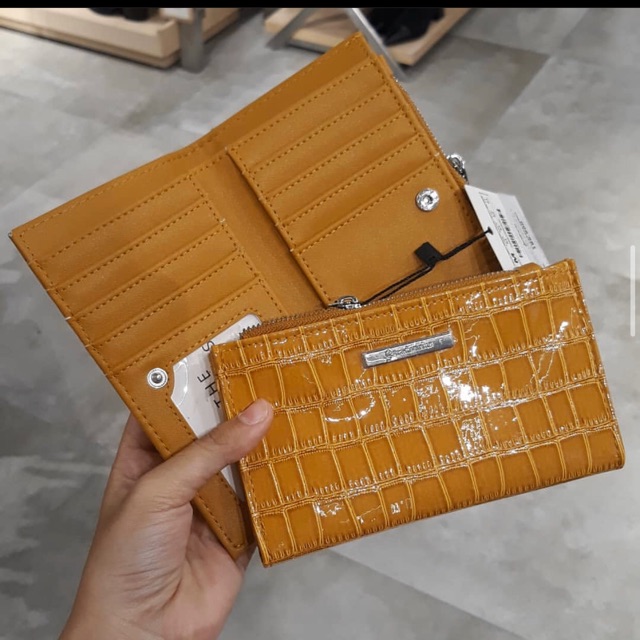 ORI STORE (dompet stradivarius yellow)