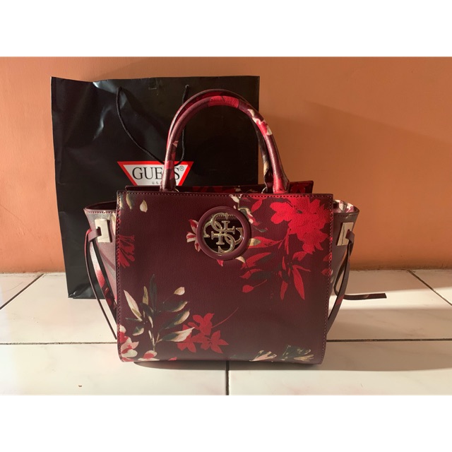 guess red floral bag