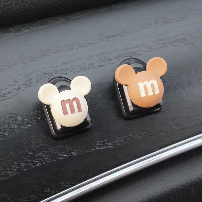 Kait Gantungan Kunci / Tas / Dompet / Kartu Model Kartun love Untuk Dekorasi interior Mobil