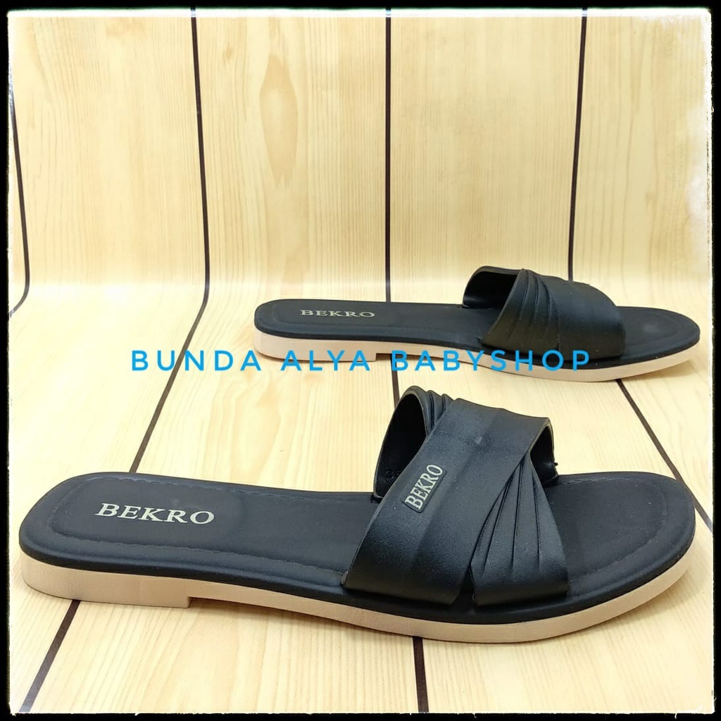 Sandal Wanita Slop Polos Warna Hitam Ukuran 37 Sampai 40 - Sandal Dewasa Flip Flop Anti Slip - Sandal Casual