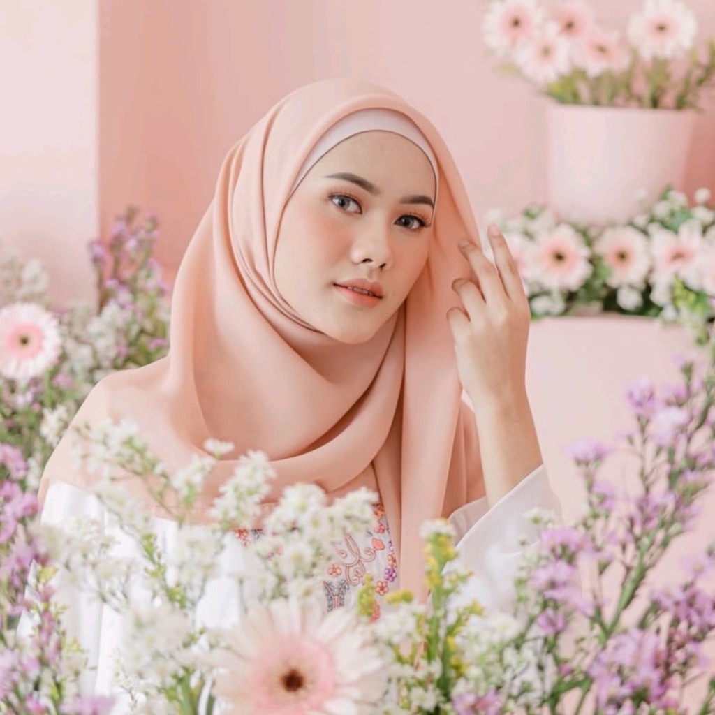 Kerudung Segi 4 Bella Square Polly Cotton / Seri Warna 2 / Segi Empat Polos / Ciput Rajut