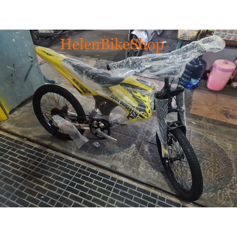 Sepeda Wimcycle 20inch HotWheels