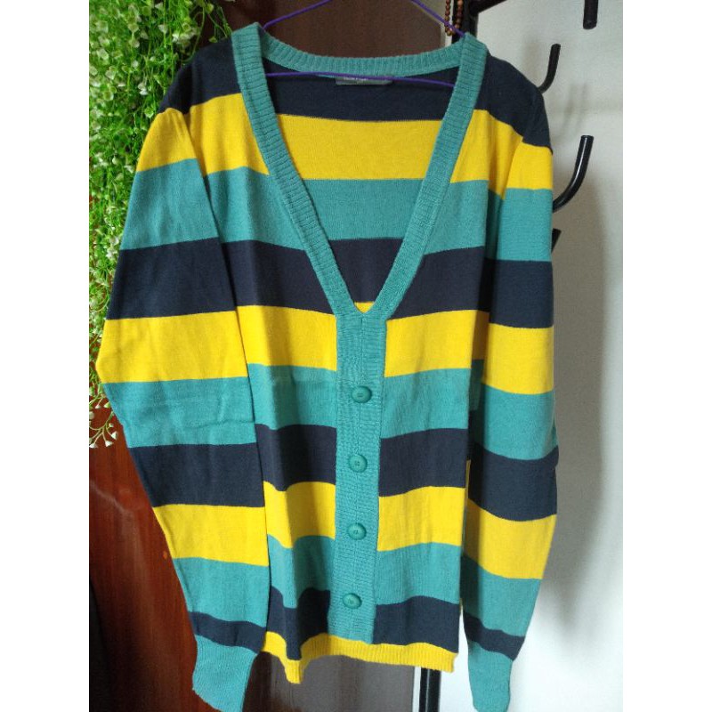 preloved sweater rajut pria