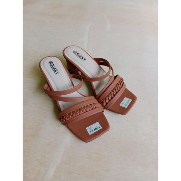 Sandal Wedjes wanita