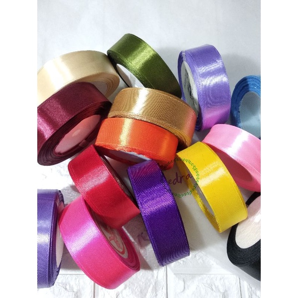 

pita satin 1 inch 2.5 cm per paket 2 meter