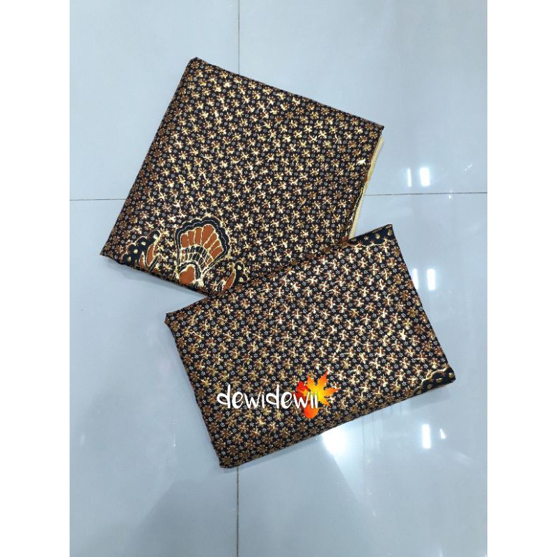 Sepasang Jarik Prodo + Blangkon untuk Orangtua/ Besan, Motif Truntum Garuda