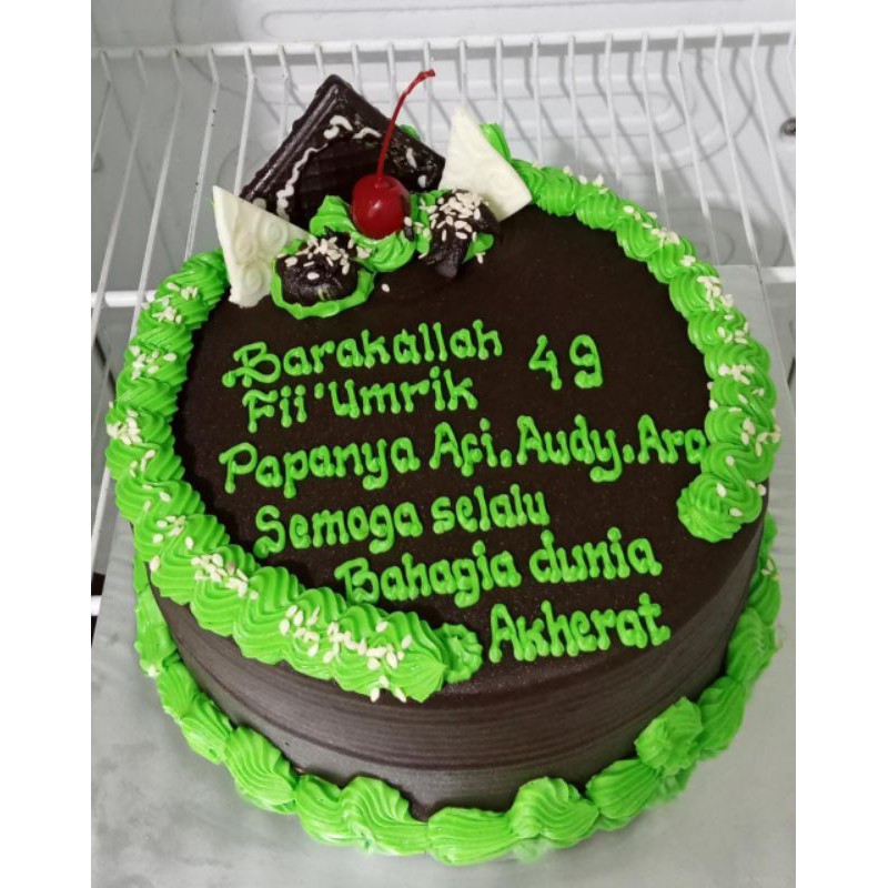 

Kue ulang tahun blackforest