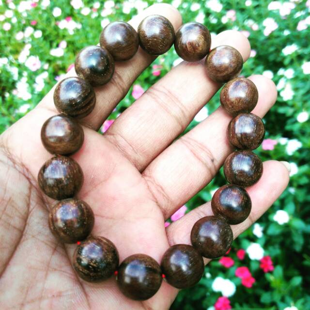 gelang aksesoris kayu gaharu asli super tenggelam 12 mm