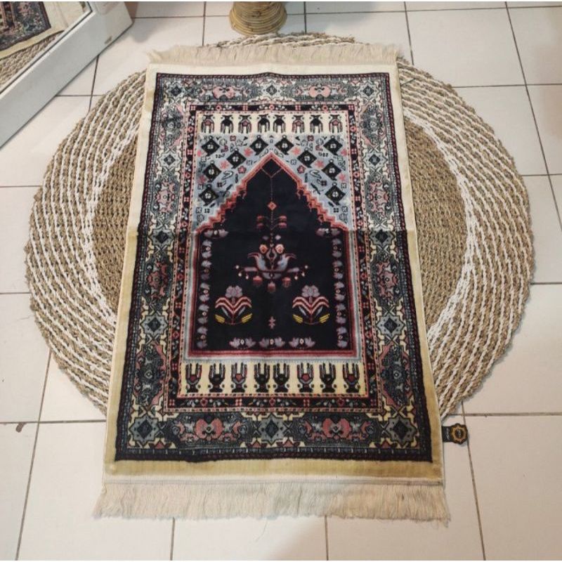 sajadah yakar rawdah wangi bahan bludru tebal uk 70X110
