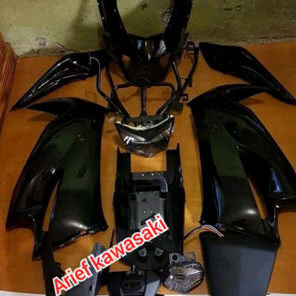 Fairing full set dan body belakang ninja rr new hitam polos orginal Diskon