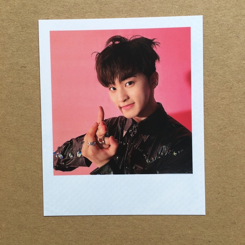 [ Booked ] pola Mark official MD GITD glow in the dark polaroid polar merch merchendise only lee NCT