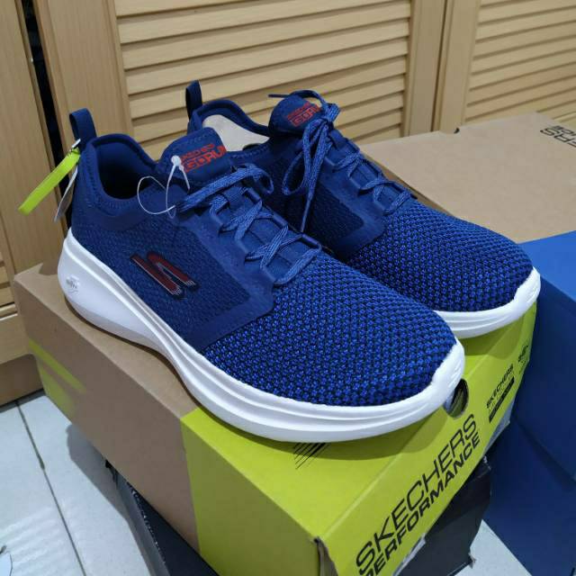 SKECHERS GO RUN FAST 55102 NVRD
