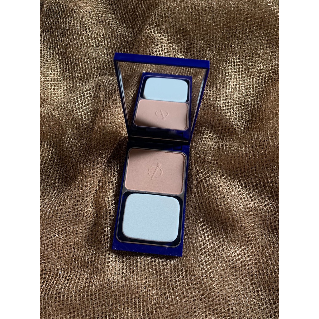 Precious Powder Cake/ Two Way Cake/ Pressed Powder / Bedak Padat  Inez ( 09 Ivory )