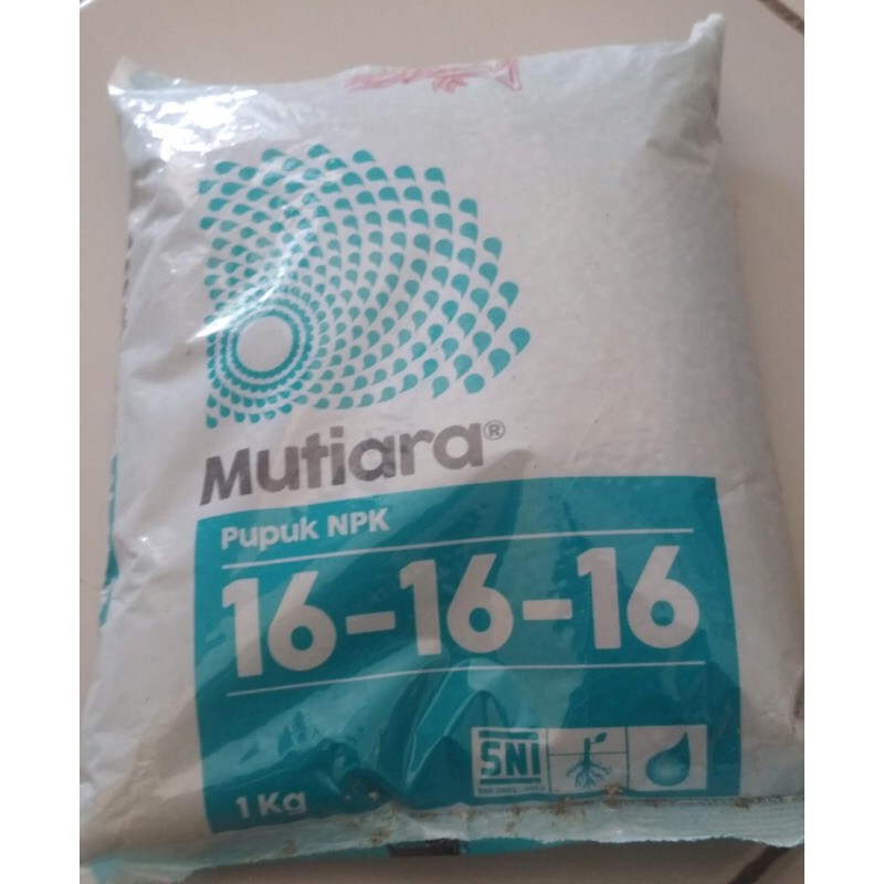 Pupuk NPk mutiara 1kg