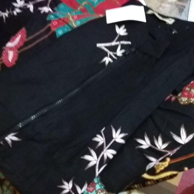 Longcardy Outer Wanita Batik Kipas Hitam