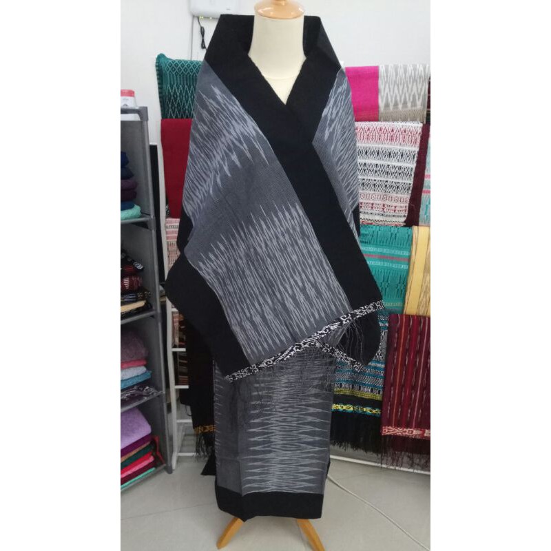 Sibolang Rasta Abu Tua Hitam Songket Tarutung