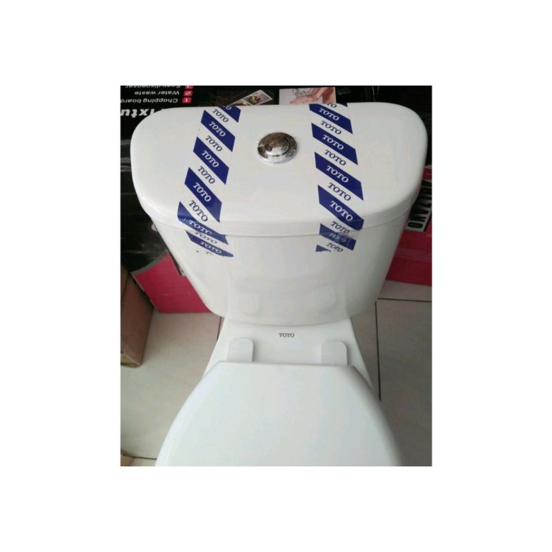 Kloset duduk merk toto