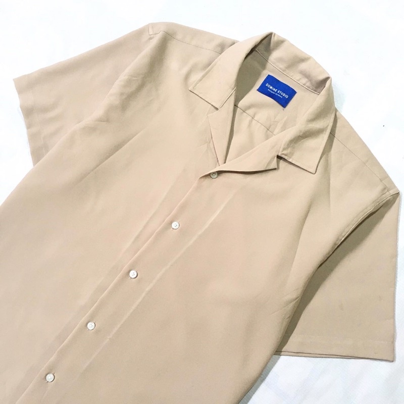 Kemeja Open Collar Domine Studio