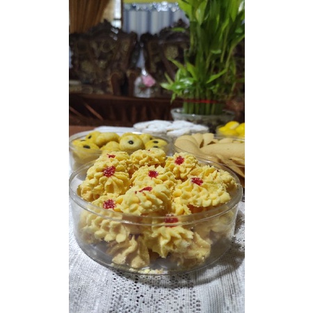 

kue lidah kucing/Janda genit/semprit mawar