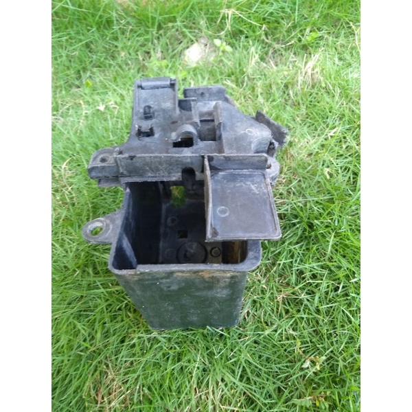 wadah aki box aki honda astrea grand original