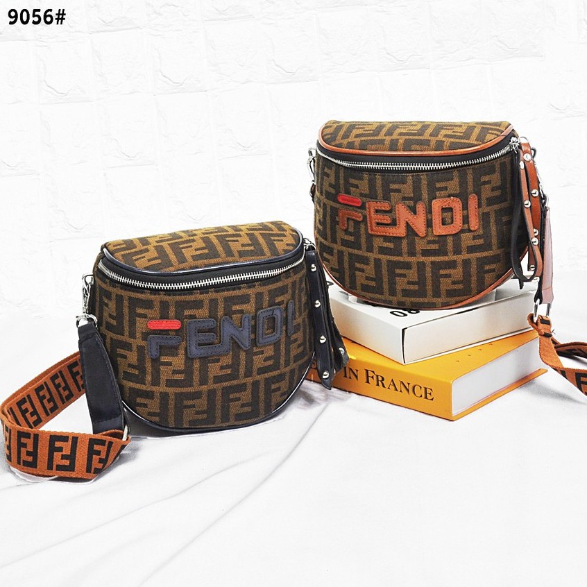 Tas  Wanita import tas Selempang Dada Waistbag tas fashion wanita